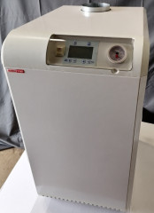 Напольный газовый котел MORA-TOP SA40
